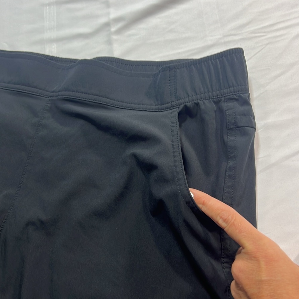 Eddie Bauer women’s performance joggers size L - Picture 5 of 12